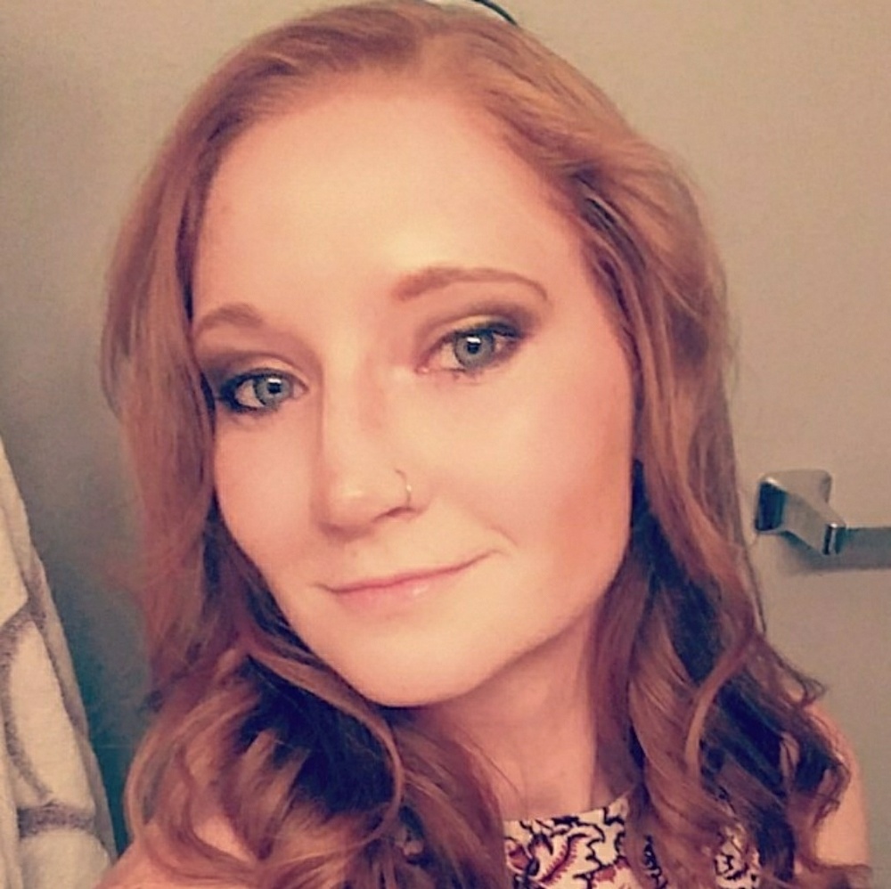 ?MEET YOUR POSHER, Kayla?